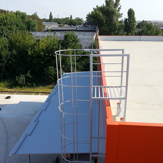 Vegetable storage facility